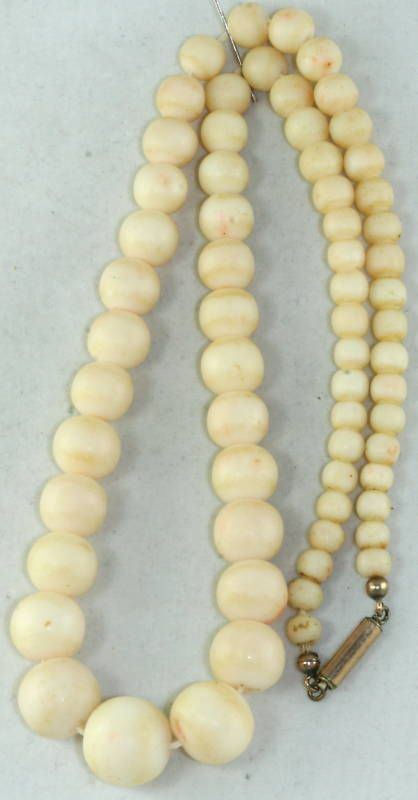 ANTIQUE ANGEL SKIN CORAL BEADS NECKLACE  